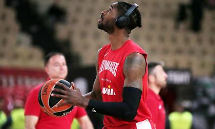 Πολ: «Οι οπαδοί στην Ελλάδα πρέπει να καταλάβουν ότι είμαστε άνθρωποι και όχι μόνο παίκτες»