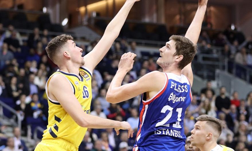 Πλάις: «Θα έχει ανεβασμένη ψυχολογία ο Ολυμπιακός»