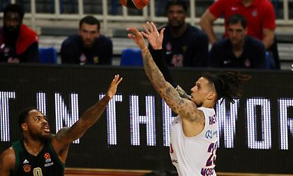 Χάκετ: «Ήμασταν σκληροί και νικήσαμε, έχουμε κάνει καλά ματς και χάσαμε»