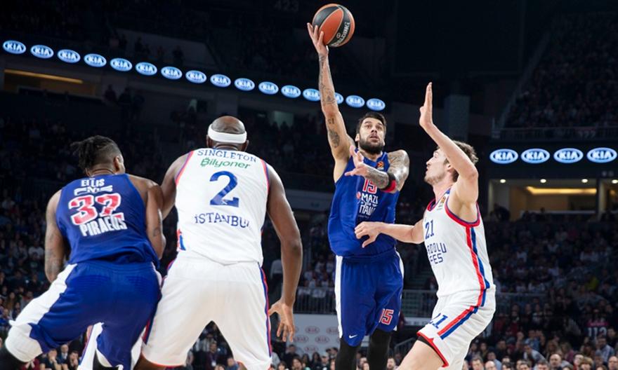 LIVE: Εφές-Ολυμπιακός (4η περίοδος)