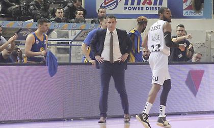 Παπανικολόπουλος: «Βελτιωθήκαμε στην άμυνα στο δεύτερο ημίχρονο»