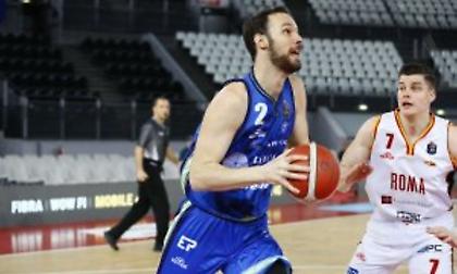 «Σόκαρε» τη Σάσαρι η Ρόμα