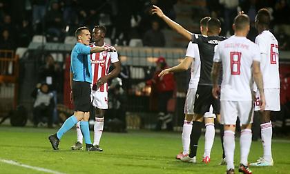 Γιατί στα ντέρμπι του Ολυμπιακού με τον ΠΑΟΚ ο Περέϊρα φέρνει συνεχώς Ισπανούς διαιτητές;