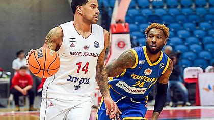 Στην… απομόνωση η Χάποελ για το ματς με το Περιστέρι