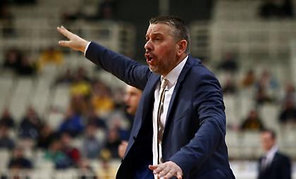 Παπαθεοδώρου: «Να τελειώσουμε την πρόκριση στη Βόννη»