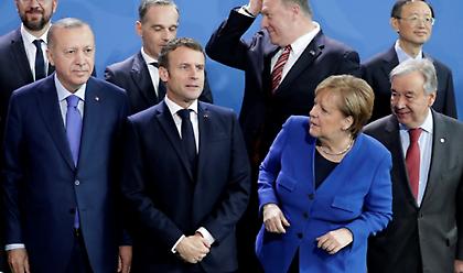 Ερντογάν για προσφυγικό: Σύνοδος με Μέρκελ-Μακρόν στις 17 Μαρτίου  στην Κων/πολη