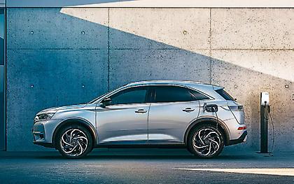 Το DS 7 Crossback αλλάζει τα δεδομένα της κατηγορίας