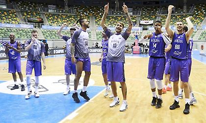 Άνετα η Μπούργος, «σόκαρε» την Τενερίφη η Οστάνδη