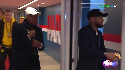 Έφτασε χορεύοντας και τραγουδώντας στο γήπεδο ο Νεϊμάρ (video)