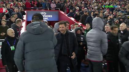 Έδωσε χέρι, πήρε... αγκώνα από τον Κλοπ ο Σιμεόνε (video)