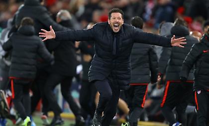 Οι πανηγυρισμοί της Ατλέτικο στο «Άνφιλντ» και το χειροκρότημα του Kop στον Κλοπ (video)