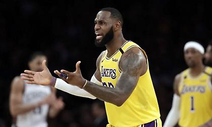 ΛεΜπρον: «Ας ακυρώσουμε το 2020. Είναι τρεις πολύ δύσκολοι μήνες»