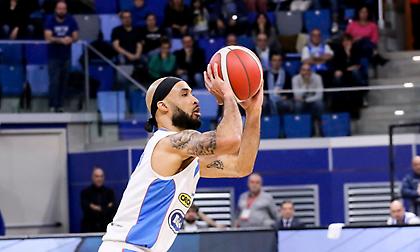 Την… έκανε χωρίς άδεια από Ιταλία ο Λόγκαν: «Δεν αξίζει γι’ αυτά τα λεφτά»