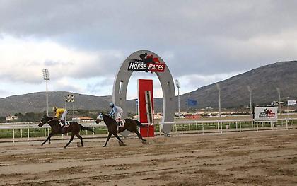 Ματαιώνονται οι ελληνικές ιπποδρομίες στις 15 και 22 Μαρτίου