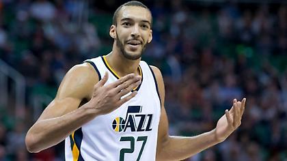 Προσφέρει 500.000 δολάρια για τον κορωνοϊό ο Γκομπέρ