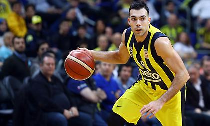 Δεν παίζει ο Σλούκας κόντρα στην Τόφας