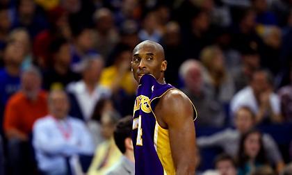 ΡΕΤΡΟ: Όταν ο Κόμπι ισοπέδωσε τους Μπλέιζερς με 65 πόντους! (video)