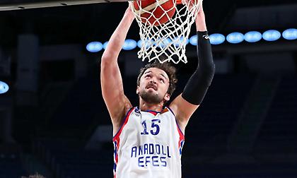 «Καθάρισε» την Μπούρσασπορ και έμεινε μόνη πρώτη η Εφές