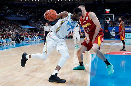 Ξανά στην Κίνα αλλά σε καραντίνα Λιν και Γιούντο