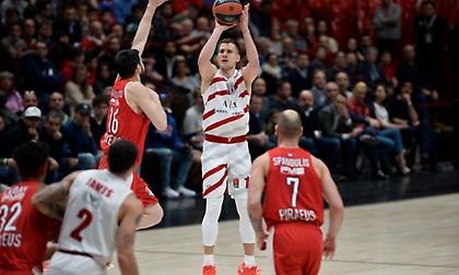 Νέντοβιτς: «Δυστυχώς κάποιος έπρεπε να... καεί για να καταλάβουμε το πόσο σοβαρή είναι η κατάσταση»