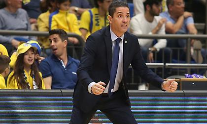 Τα ελληνικά «χρόνια πολλά» της Μακάμπι στον Σφαιρόπουλο (video)