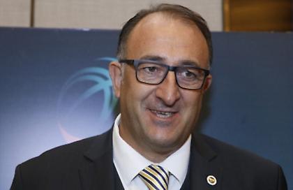 Διέψευσε πως είναι στην εντατική λόγω κορωνοϊού ο τιμ μάνατζερ της Φενέρ