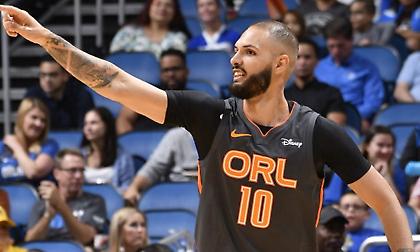 Φουρνιέ για Γκομπέρ: «Αηδιαστική η συμπεριφορά δημοσιογράφων και ανθρώπων»