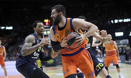 Ντούμπλιεβιτς: «Θέλω να κλείσω την καριέρα μου στη Βαλένθια»