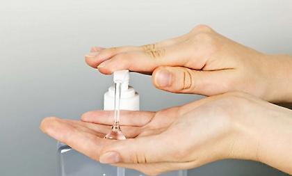 Πόσο διαρκεί η απολύμανση των χεριών μετά από χρήση απολυμαντικού υγρού;