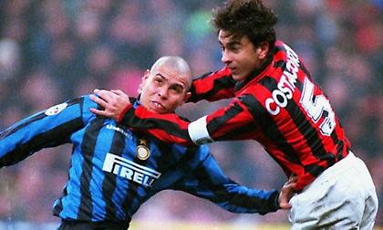 Κοστακούρτα για Ρονάλντο: «Ήταν λίγο μαλ…ας, διασκέδαζε να μας ρίχνει στο χορτάρι με ντρίμπλες»