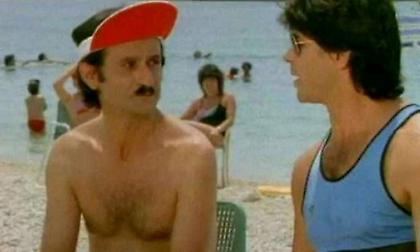 Κλαις απ' τα γέλια: Το έπος του Σωτήρη Μουστάκα που θα σε κάνει να ξεχαστείς από τον κορωνοϊό