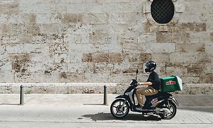 Είναι ασφαλές να παραγγέλνουμε φαγητό απ’ έξω;