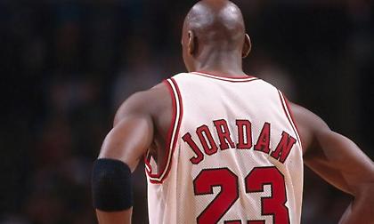 Μάικλ Τζόρνταν: Οι 10 αξέχαστες στιγμές του κορυφαίου όλων! (video)