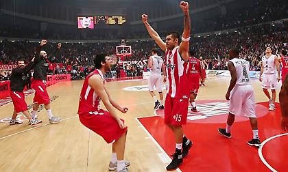 Όταν ο Ολυμπιακός έβγαλε νοκ-άουτ τη Σιένα πριν την Πόλη (video)