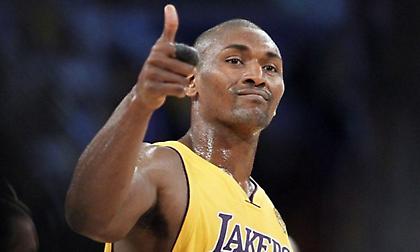 Αρτέστ: «Όποιος δεν μένει στο σπίτι του, θα του το επιβάλω εγώ…» (photo & video)