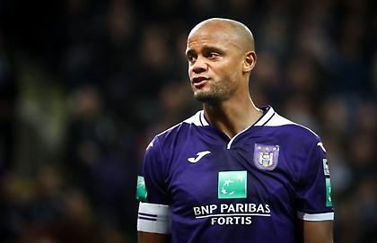 Κομπανί: Καλύπτει το ποσό που δεν δίνουν οι συμπαίκτες του στην Άντερλεχτ!