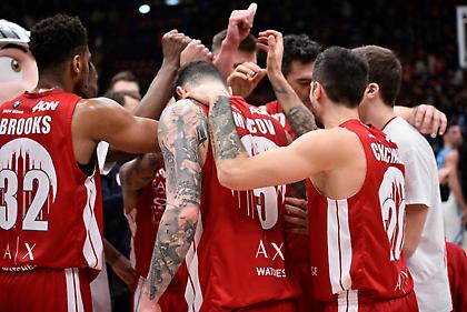 Σπουδαία δωρεά 1 εκατ. ευρώ από παίκτες και προπονητή της Αρμάνι για τον κορωνοϊό