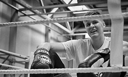 Ο Πορζίνγκις το' ριξε στο μποξ και το ΜΜΑ