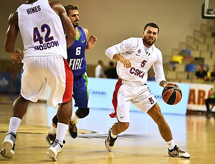 Αντέδρασαν στις δηλώσεις Κουρτινάιτις οι Τζέιμς και Χάινς