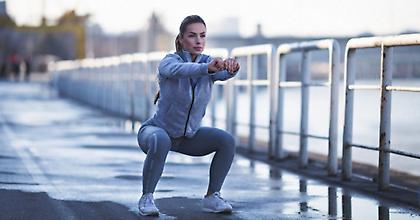 Απλές ασκήσεις ενδυνάμωσης για όλους που γίνονται στο σπίτι