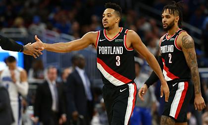 Γενναία δωρεά του ΜακΚόλουμ σε πόλεις του Όρεγκον και του Οχάιο