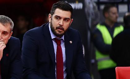 Δέδας στον ΣΠΟΡ FM: «Προσπαθούμε να επιστρέψουμε στην Ελλάδα και δεν μπορούμε»