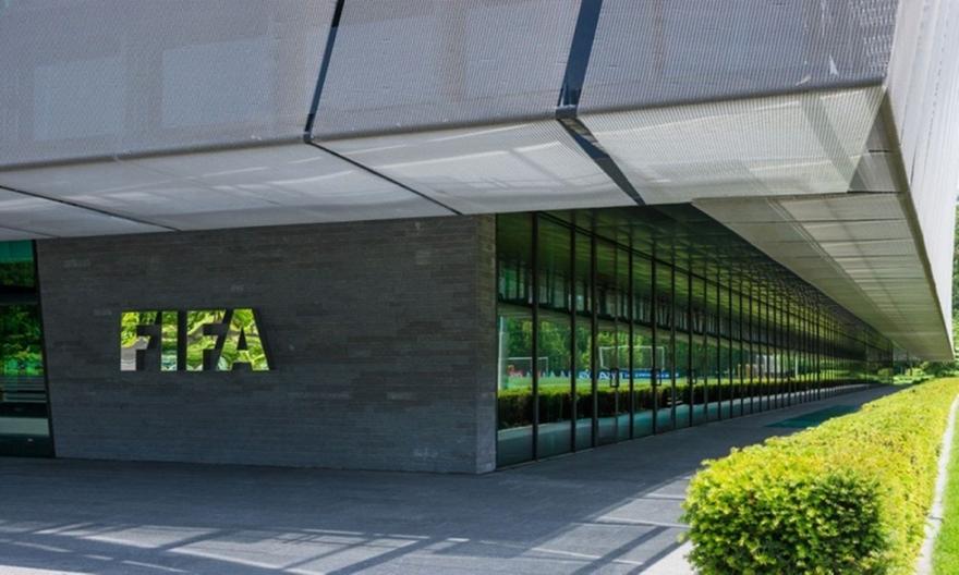 Αποκάλυψη: Οι νέοι κανονισμοί της FIFA για τα συμβόλαια και τις μεταγραφικές περιόδους (pics)