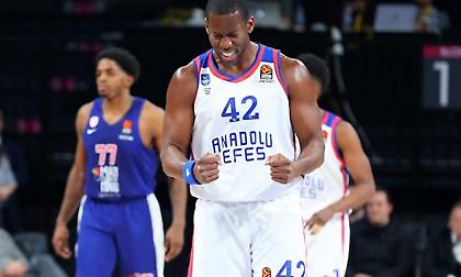 Ντάνστον: Γίνεται πρώτος μπλοκέρ της Ευρωλίγκας σε χρόνο dt! (video)