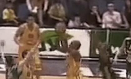 ΡΕΤΡΟ: Το τρίποντο… προσευχή του Ντέρικ Σαρπ που οδήγησε τη Μακάμπι σε δύο σερί τίτλους