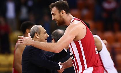 «Κοιτάει Μιλουτίνοφ η Αρμάνι, αλλά εκείνος προτίμησε τα 2 εκατ. της ΤΣΣΚΑ»