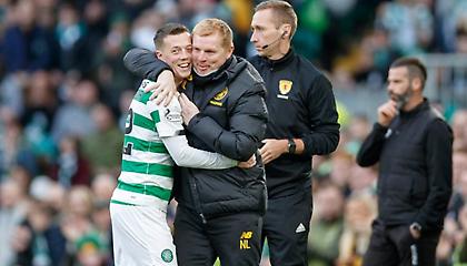 Ο προπονητής της Σέλτικ και οι συνεργάτες του έκοψαν μόνοι τους μισθούς της!