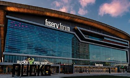 Συγκέντρωσαν 1 εκατ. δολάρια για τους υπαλλήλους μερικής απασχόλησης οι Μπακς!