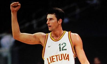 Αρτούρας Καρνισόβας: Όταν υπέταξε τους… θνητούς Αμερικανούς στο ΣΕΦ! (video)