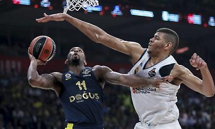 Τέσσερα λεπτά με τάπες του Ταβάρες (video)